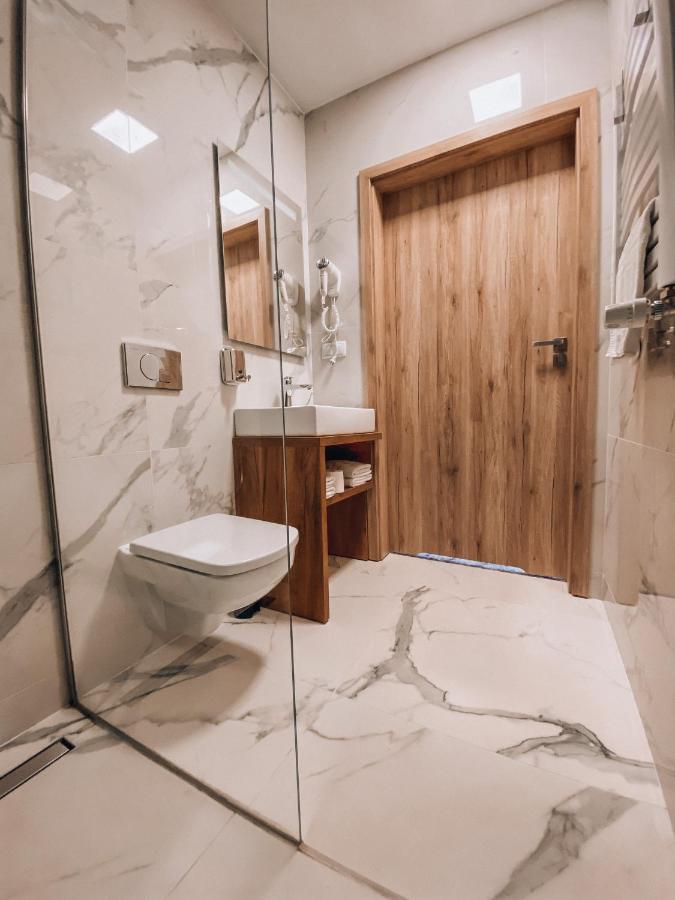La Park Aparthotel Kudowa Zdroj Ngoại thất bức ảnh