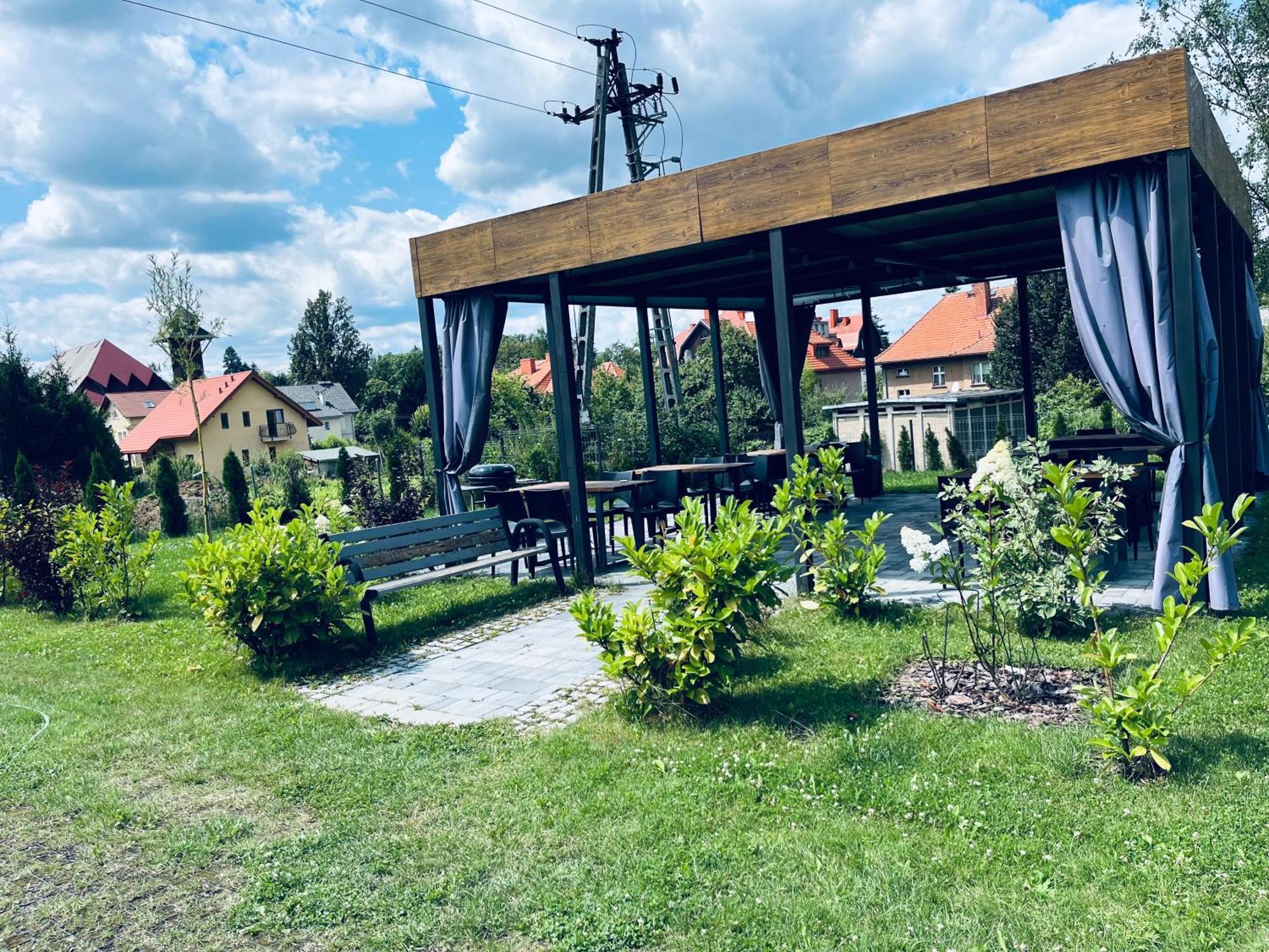 La Park Aparthotel Kudowa Zdroj Ngoại thất bức ảnh