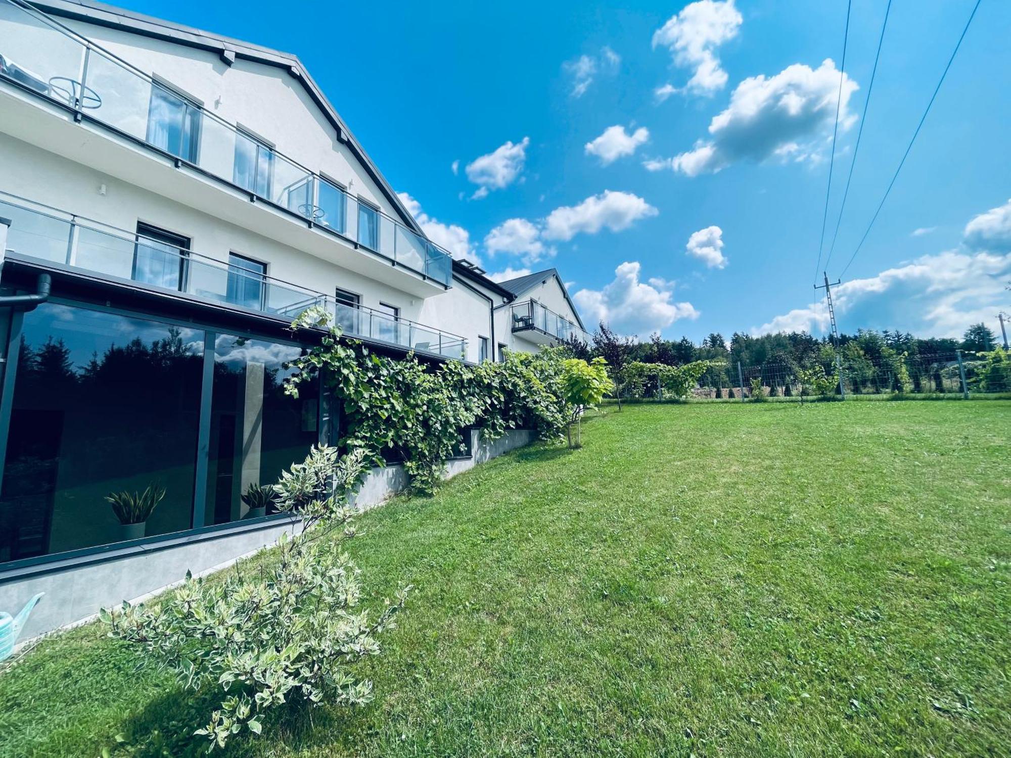 La Park Aparthotel Kudowa Zdroj Ngoại thất bức ảnh